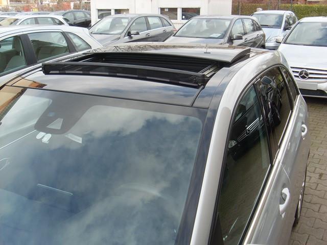 Mercedes-Benz B 220 d DCT Style / 1. Besitz / Panorama / RK