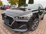 Hyundai i30 cw YES! Plus - NAVI -SCHECKHEFT -LED - Hyundai i30 YES! mit Diesel-Antrieb