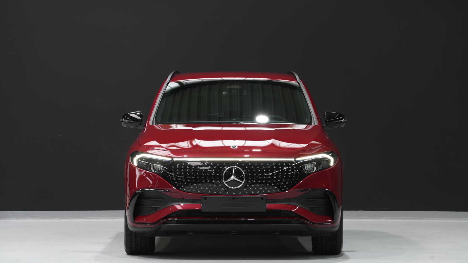 Mercedes-Benz EQA 250 + AMG Line imagem 2