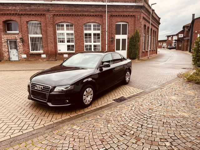 Audi A4  Tel:+4915225204591