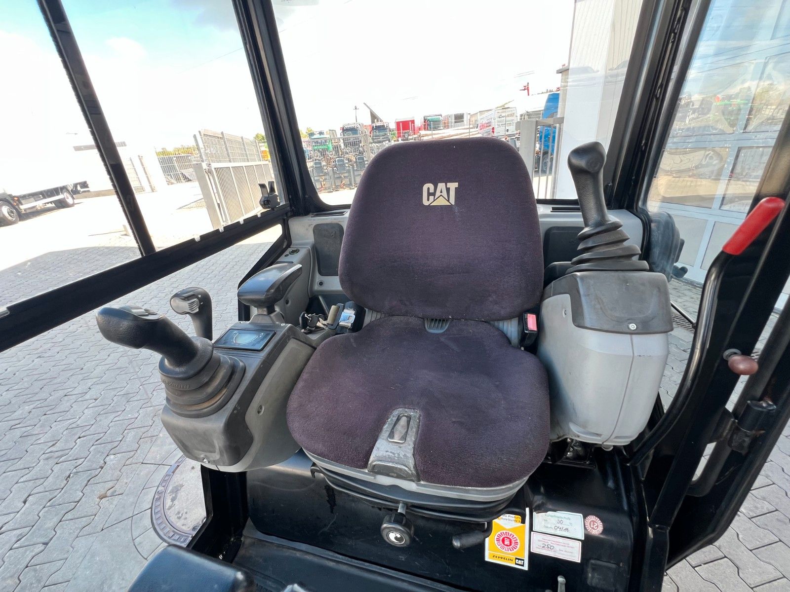 Fahrzeugabbildung CAT 301.7D / 2015 / nur 1.588h /