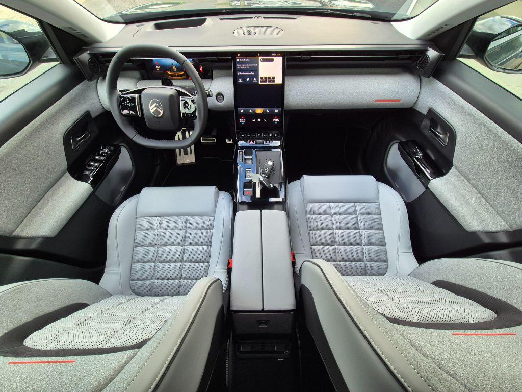 Citroën C5 Aircross Hybrid 145 TEAM D ACC+NAVI+el.SITZE