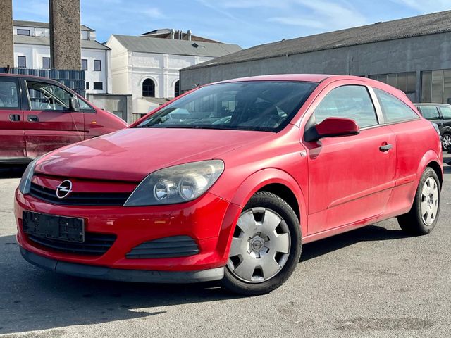 Opel Astra H  1.4 GTC Edition