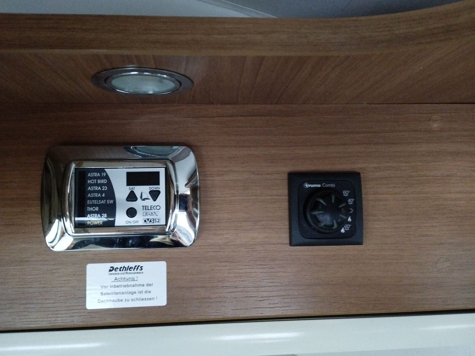 Fahrzeugabbildung Dethleffs Magic Edition T7151-4 DBM SAT,Solar,TV,Dachklima