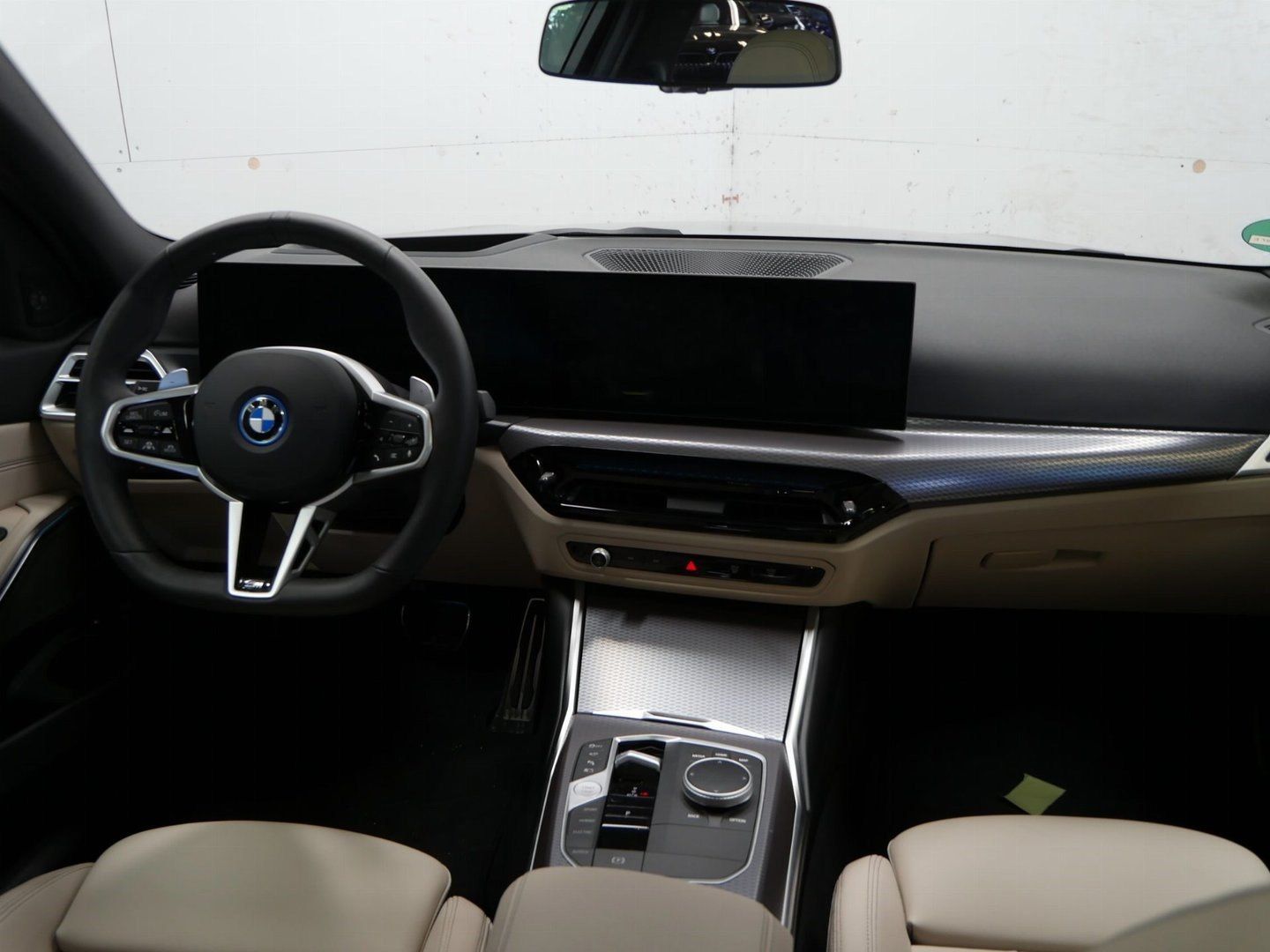 BMW 330 - Bild 6