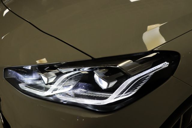 Fahrzeugabbildung BMW 218d Active Tourer M Sportpaket|1HAND|WIDESCREEN