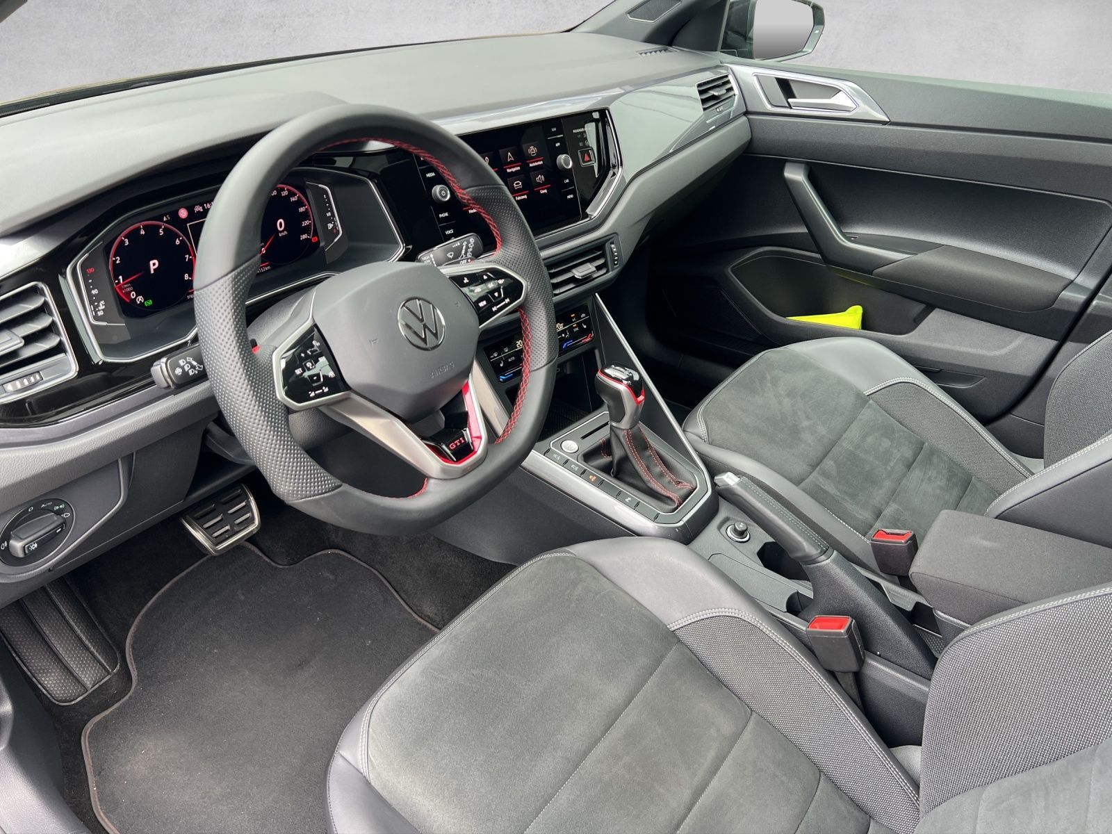 Polo GTI 2.0 TSI DSG Navi*Kamera*Pano*ACC*