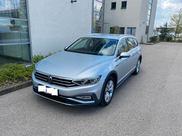 VW Passat Alltrack 4M 2.0 TDI DSG MATRIX*R-Kam*AHK