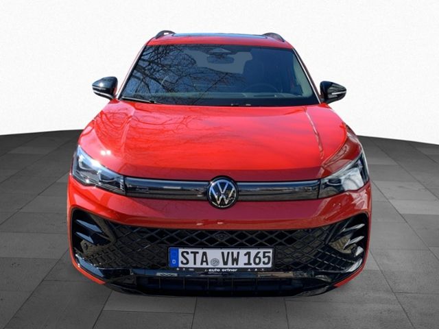 Fahrzeugabbildung Volkswagen Tiguan 2,0 TDI DSG 4MOTION R-LINE LEDER HUD PANO