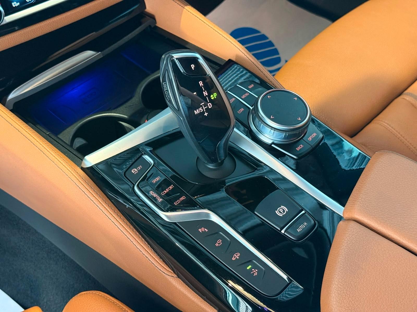BMW 630i M Sport Led. Navi Pano HUD LEDER ACC
