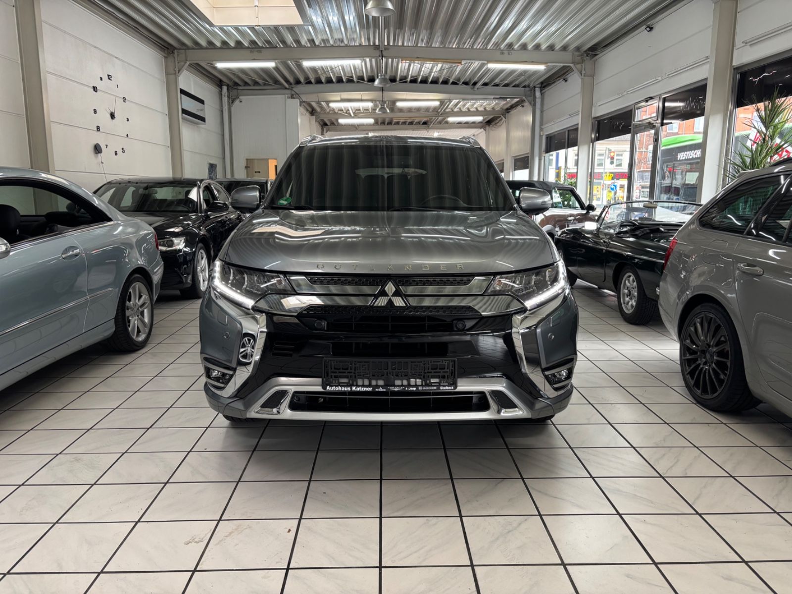 Mitsubishi Outlander PHEV Intro Edition 4WD imagem 2