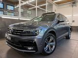 Volkswagen Tiguan Allspace DSG Highline R-LINE 7-SITZE AHK - : Volkswagen Taxi