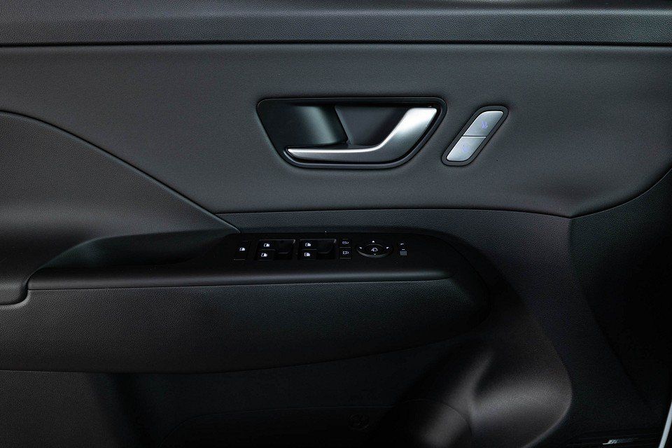 Fahrzeugabbildung Hyundai KONA 1.6T 198PS DCT 4WD PRIME Sitz-Paket BOSE