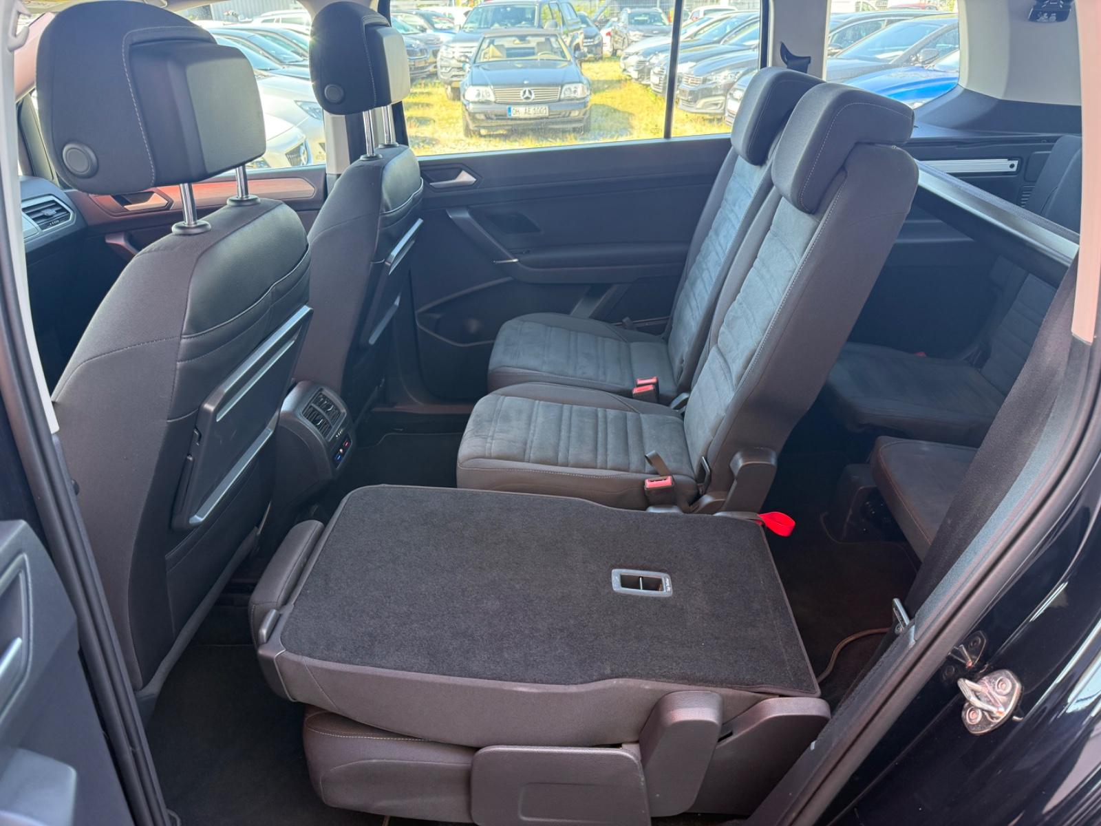 Volkswagen Touran Comfortline=7.Sitzer = 298,- € Monat =, миниатюра 17