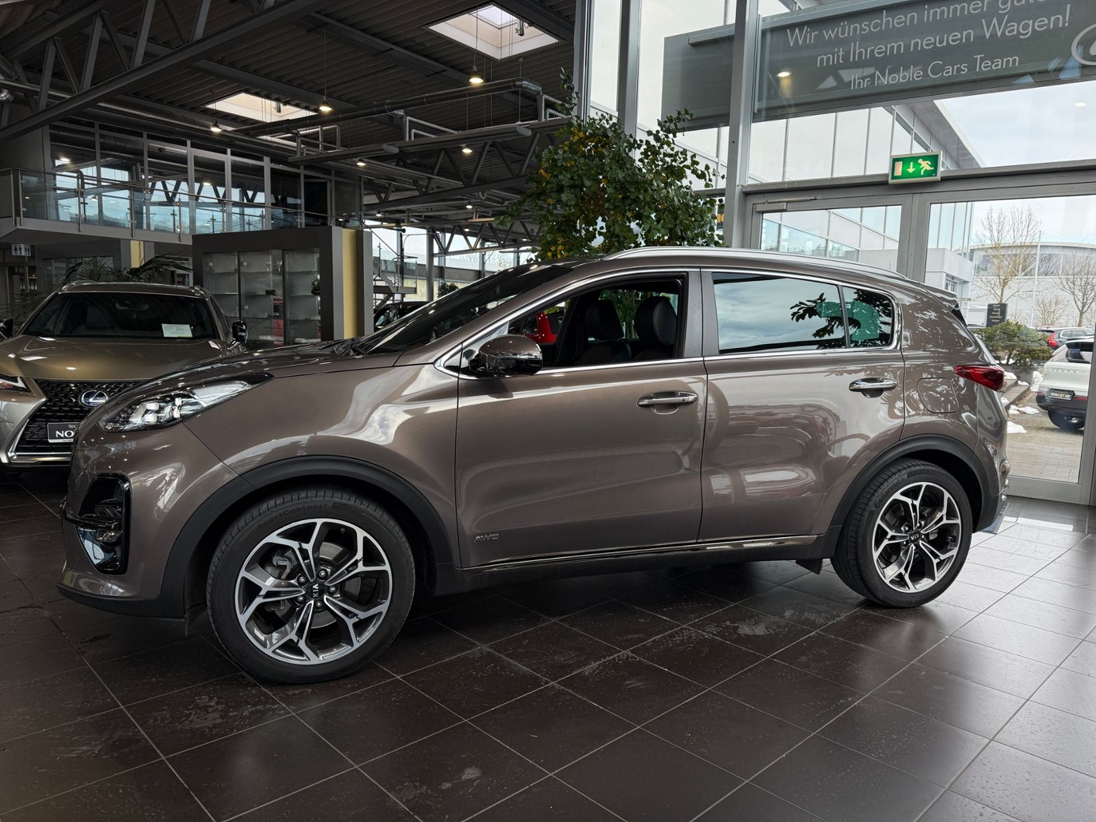 Fahrzeugabbildung Kia Sportage GT-Line 4WD AHK JBL ALU