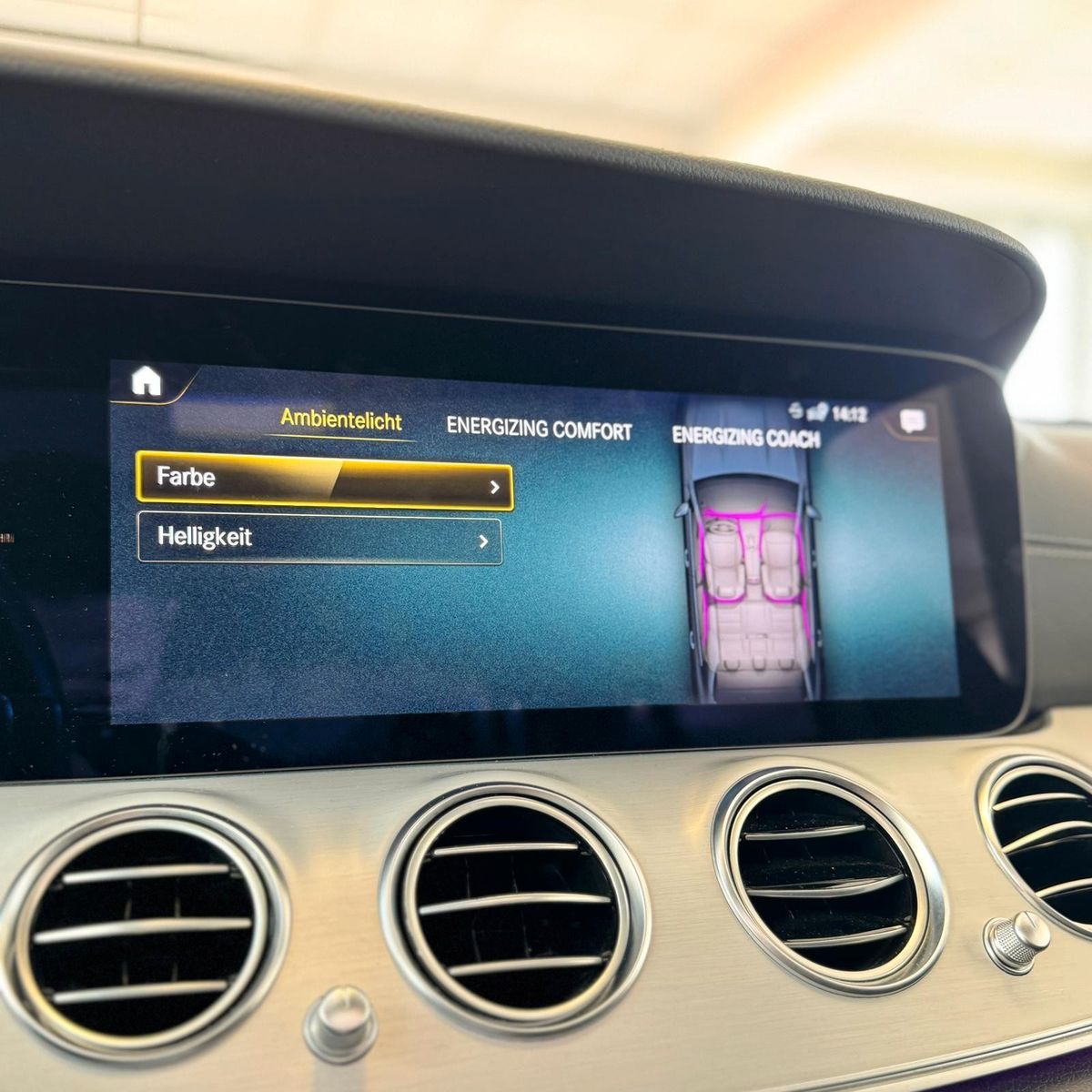 Fahrzeugabbildung Mercedes-Benz E 300 E Limousine E 300 e