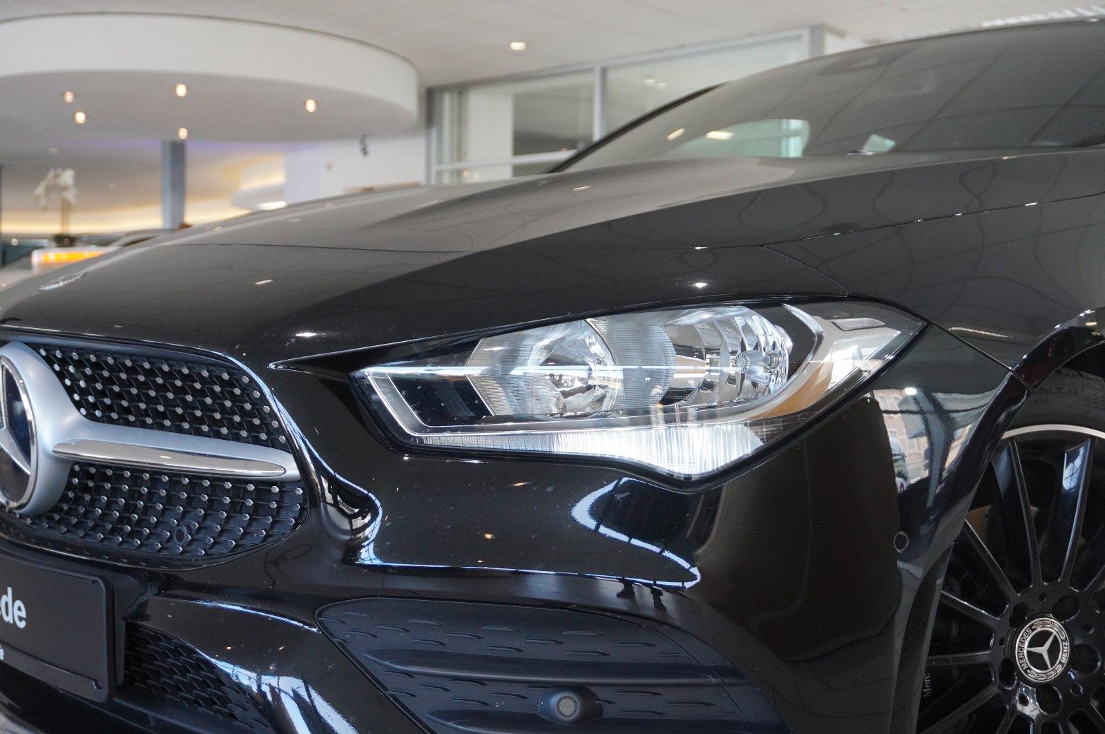 Fahrzeugabbildung Mercedes-Benz CLA SB 200 AMG LINE 7G-DCT NAVI/LED/KAMERA/DAB+