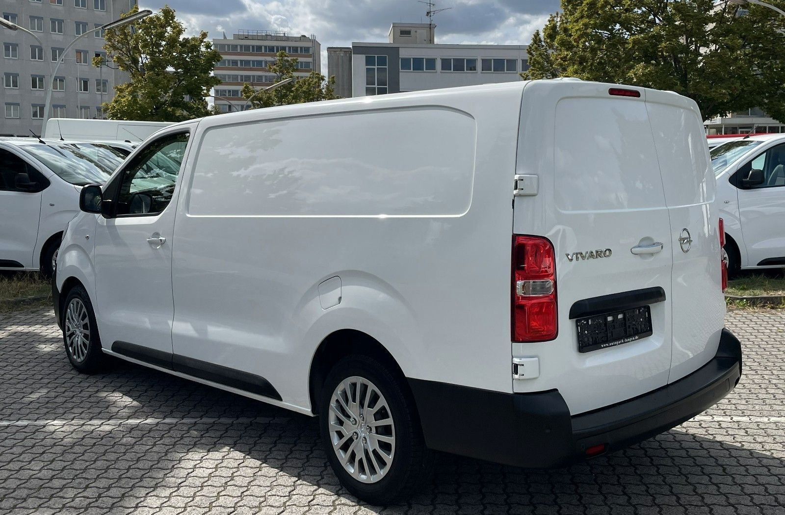 Opel Vivaro L3 WÜRTH Regale Klima 360° Kamera PDC imagem 3