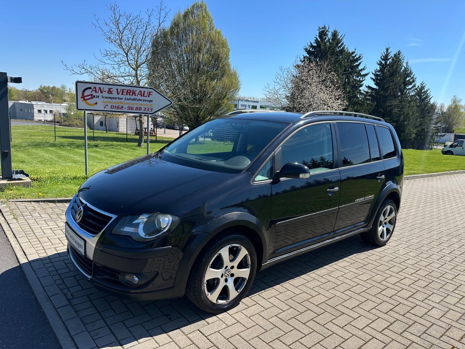 Volkswagen Touran CrossTouran 2.0 TDI Automatik TÜV 01.27