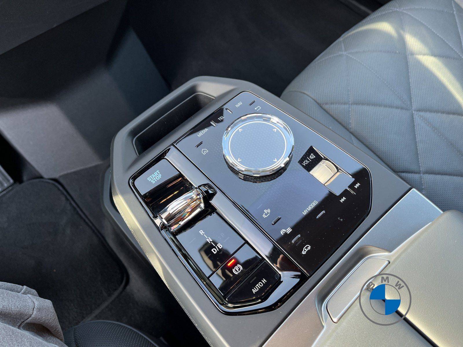 BMW iX - Bild 14