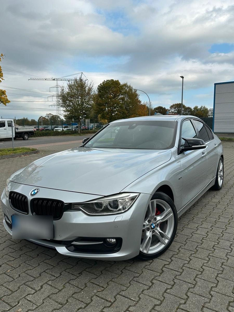 BMW 320