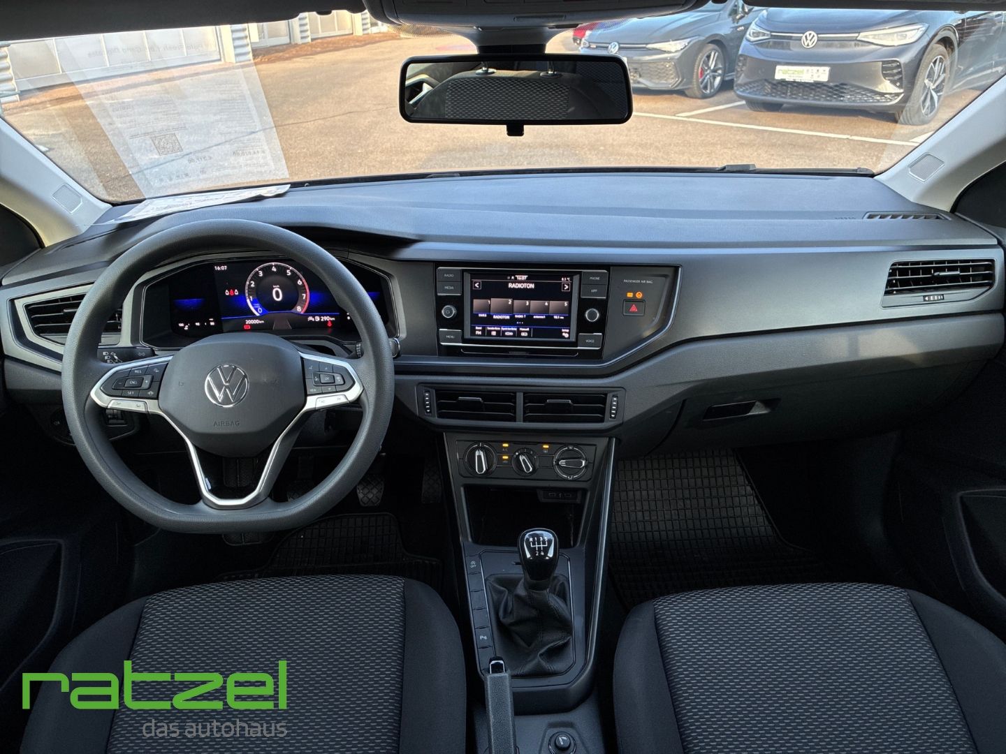 Fahrzeugabbildung Volkswagen Polo Fresh 1.0 5-Gang Digitales Cockpit LED Musi