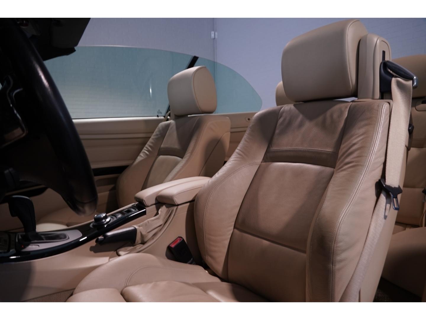 BMW 330 i Cabrio Memo Comfortpak. Leder 19''HIFI Key