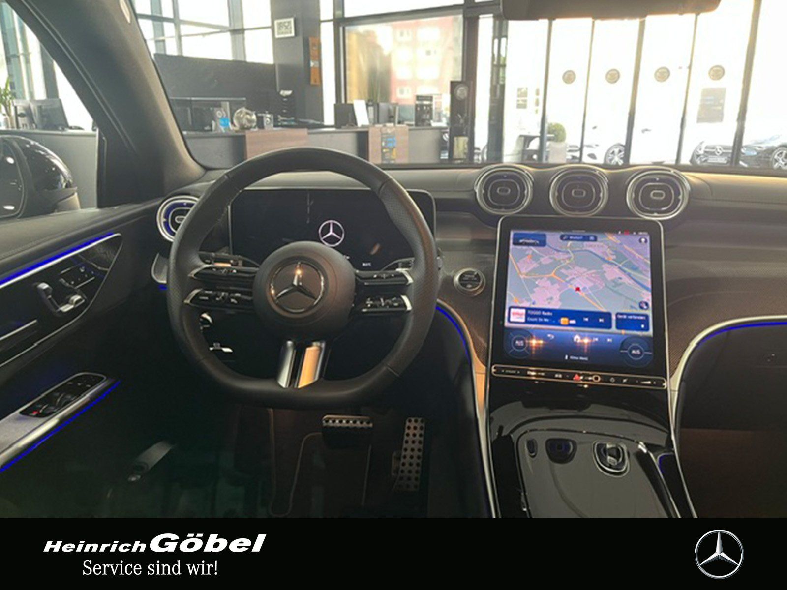 Fahrzeugabbildung Mercedes-Benz GLC 300 d 4M Coupé AMG+PANORAMA+DIGITAL+20"+AHK