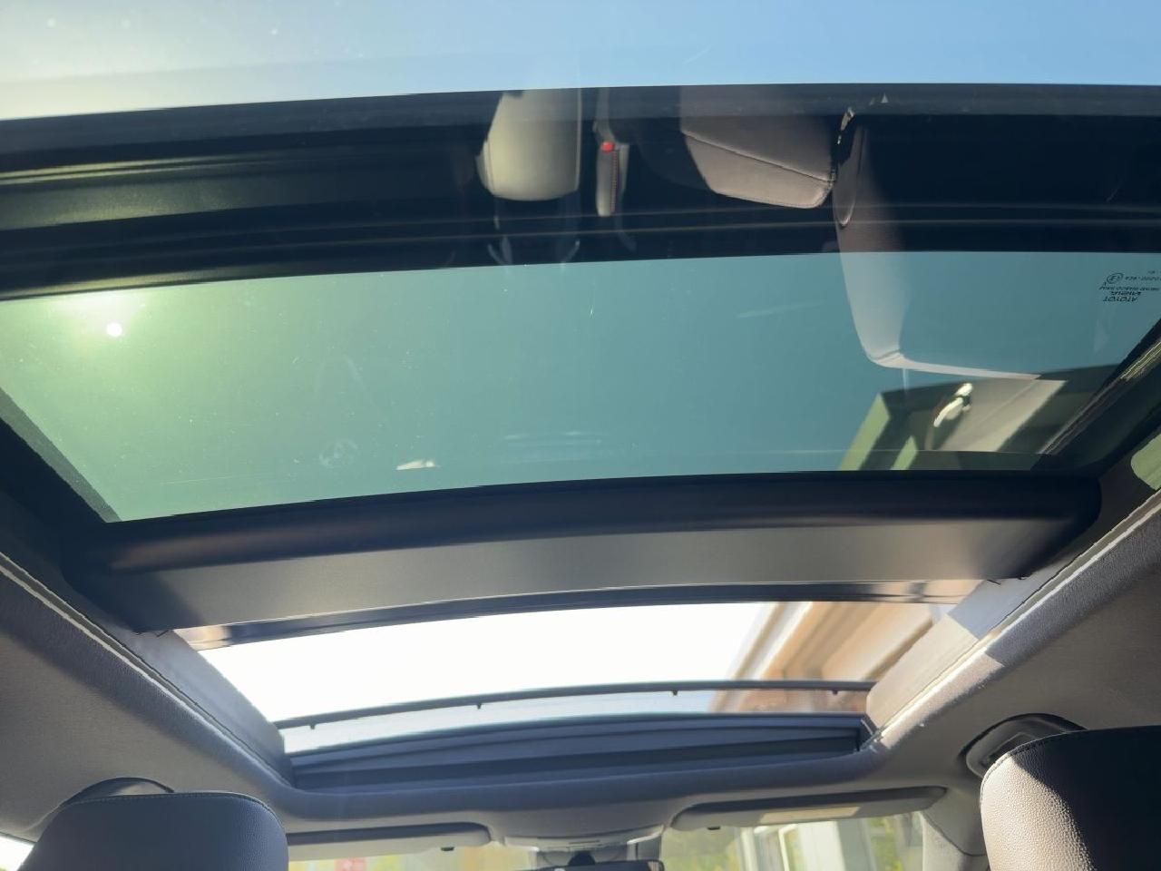 Fahrzeugabbildung Toyota Corolla TS GR Sport 2.0 *Pano+SHZ+RFK+PDC*