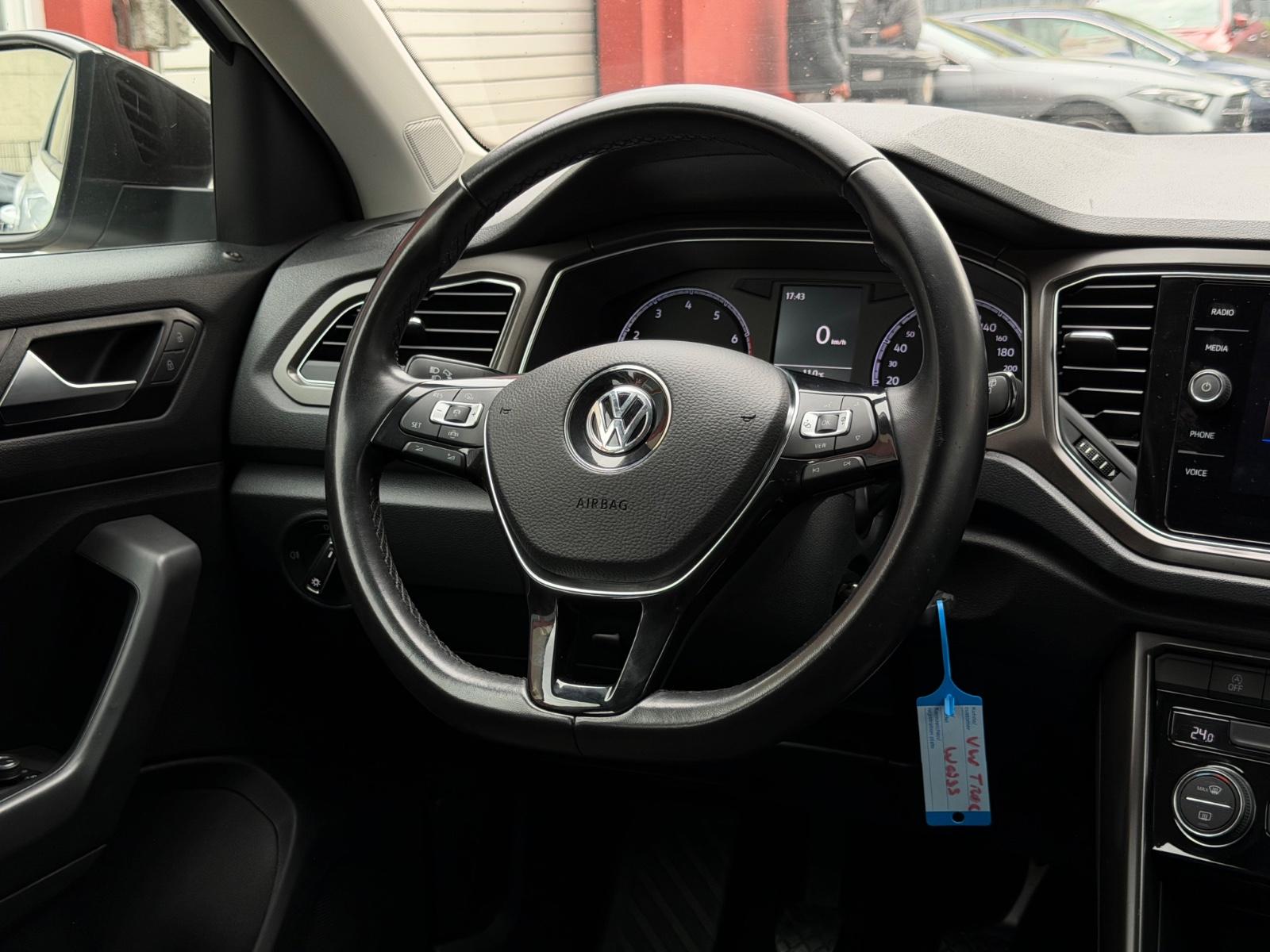 Volkswagen T-Roc Style*R-KAM*AHK*APPLE-CAR*ALU