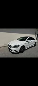 Mercedes-Benz Mercedes CLA 180 - Mercedes-Benz CLA 180 in München