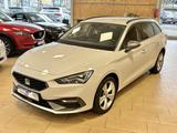 Seat Leon FR e-Hybrid LED AHK Navi R.Cam cockpit DAB - Seat aus 2023