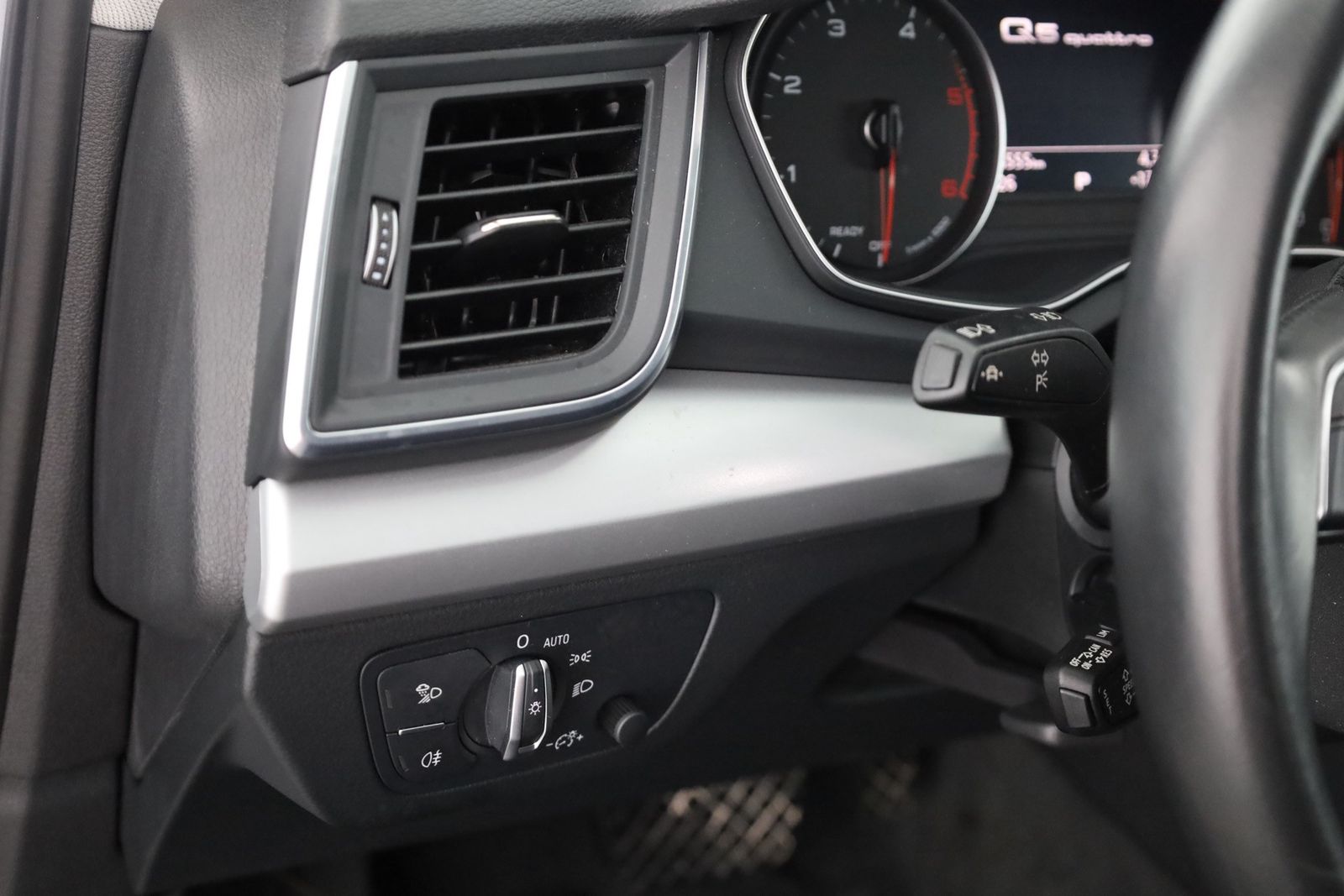 Audi Q5 40 TDI quattro Navi ACC Standheizung Kamera foto 22