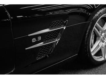 صورة مصغرة 22 لـ 2010 Mercedes-BENZ SLS AMG