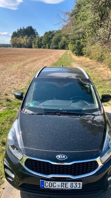 Image of Kia Carens