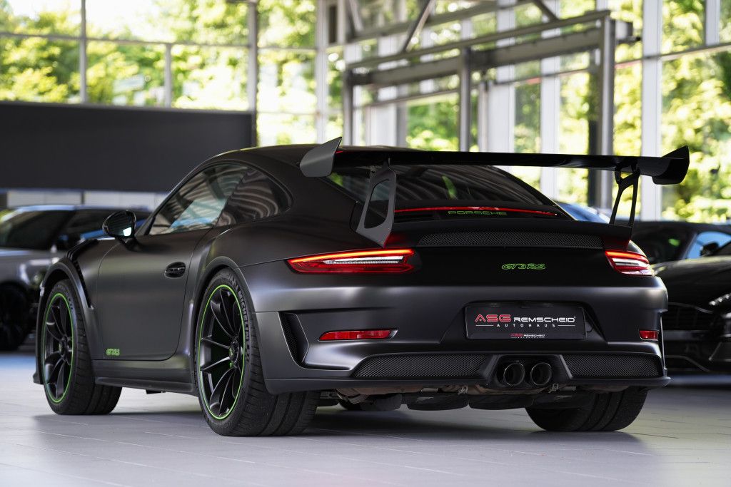 Porsche 991