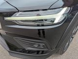 Volvo V60 Cross Country B5 AWD Ultimate NP: 80.840€ - Volvo: Kombi, V80