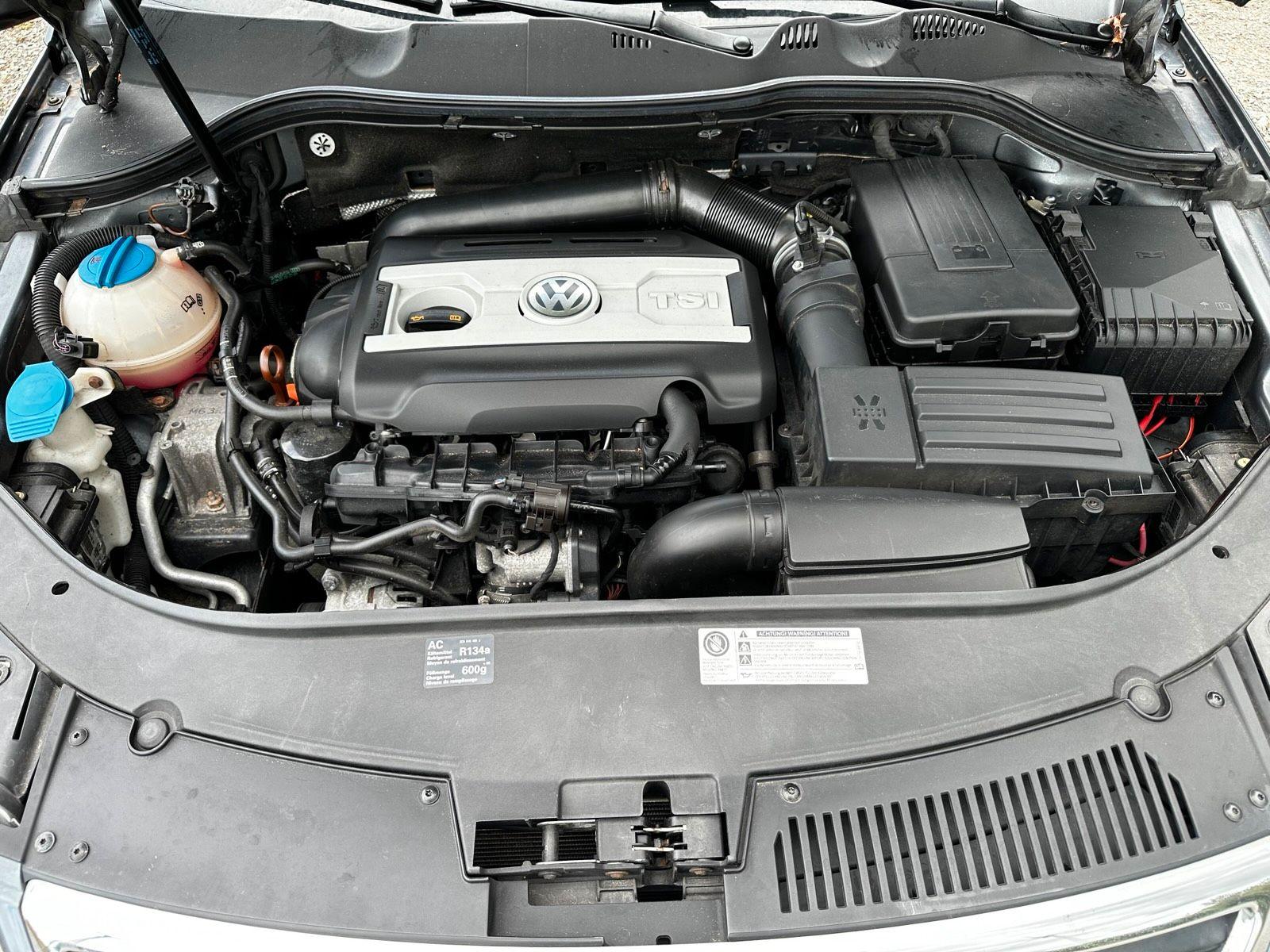 Volkswagen Passat 2009 — photo 11