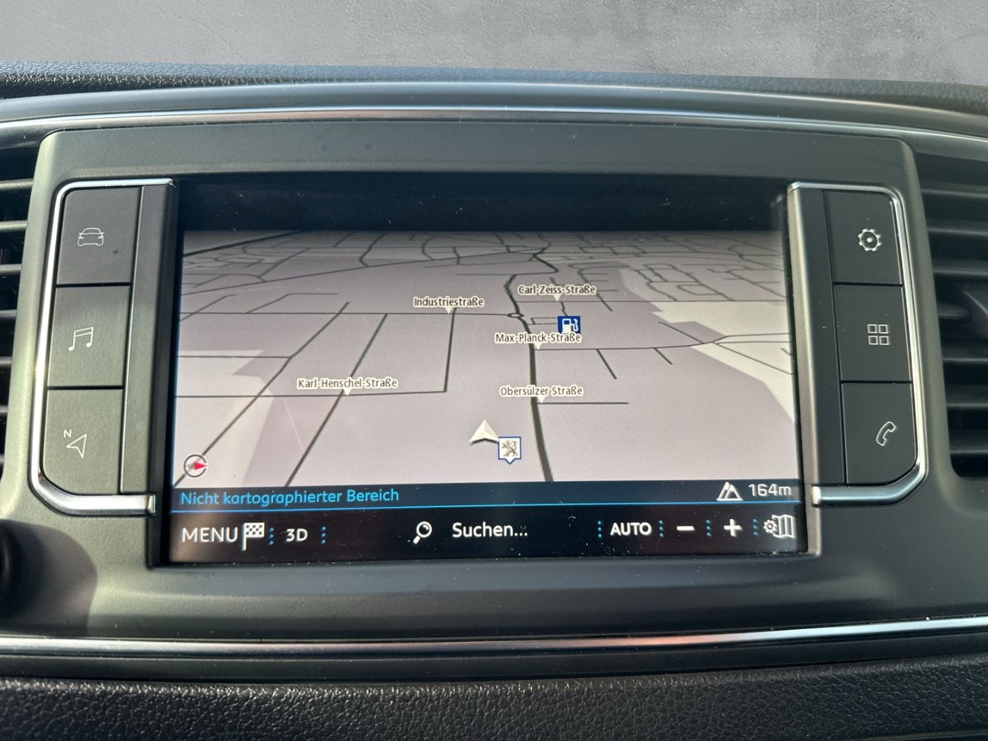 Fahrzeugabbildung Peugeot Expert Kombi L3 2.0 BlueHDi 145 PS 8-Sitzer *NAV