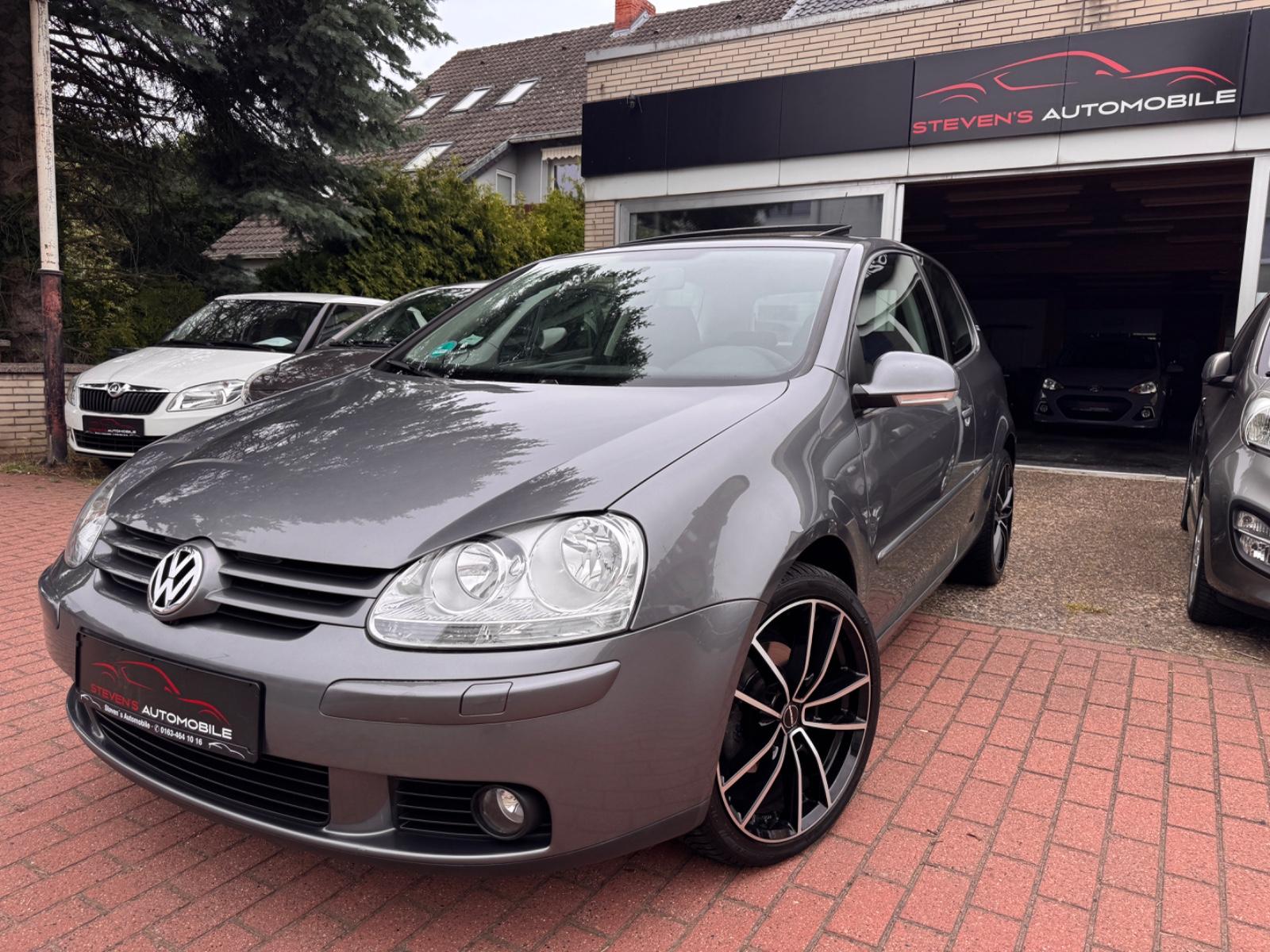 Volkswagen Golf V 1.6 FSI Autom. *Klima*Pdc*Tempomat*Shz*