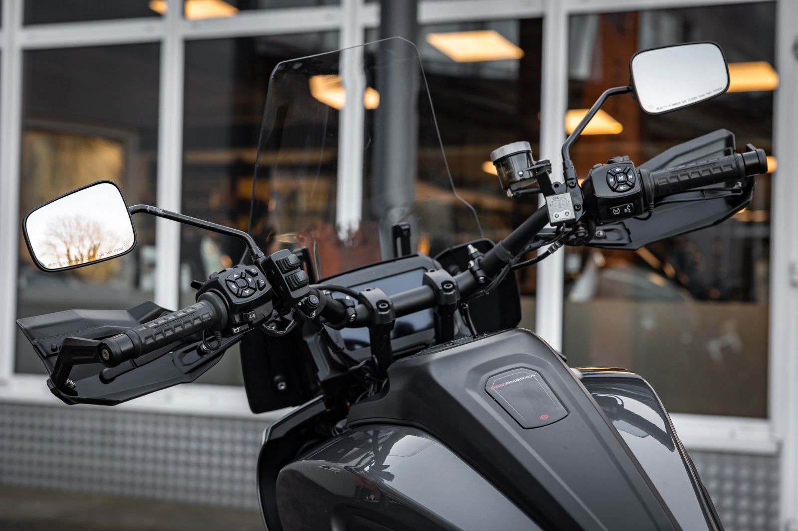 Fahrzeugabbildung Harley-Davidson RA1250S Pan America Special - JEKILL & HYDE -