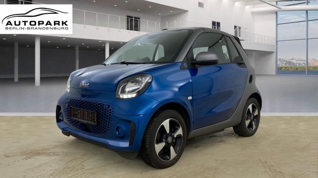 Smart EQ fortwo cabrio electric drive*22KW*KAM*SHZ