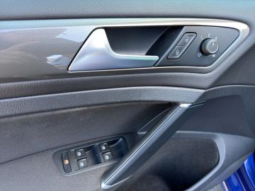Volkswagen Golf VII Join 1.6 TDI °LED°Navi°RFK°PDC°SHZ°