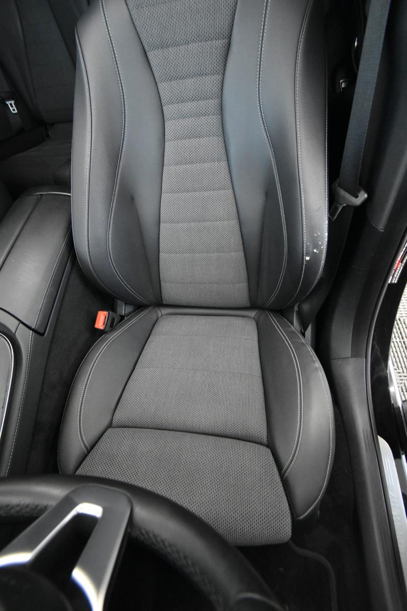 Mercedes-Benz E220d T-Modell LED SHZ RFK Glasdach Sportstyle