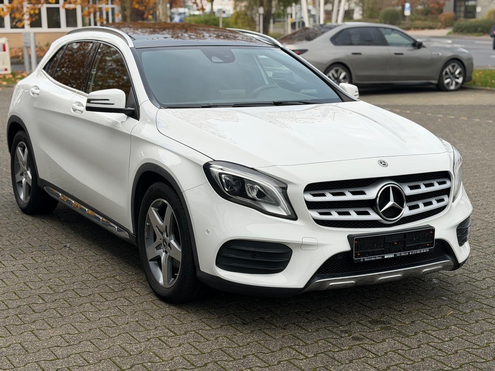 Mercedes-Benz GLA 200 AMG Offroad LED NAVI PANORAMA TOP