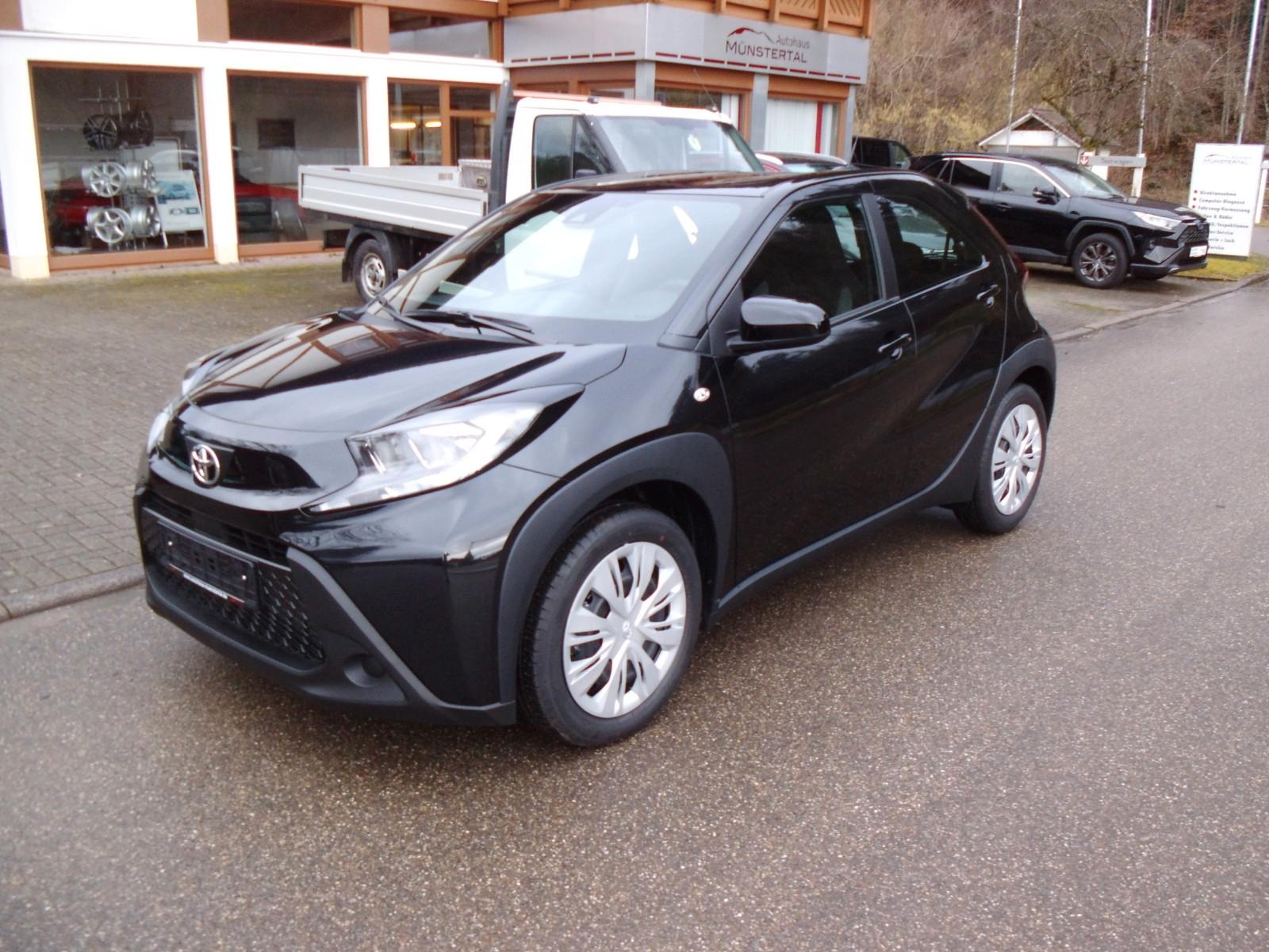 Toyota Aygo X Business Edition