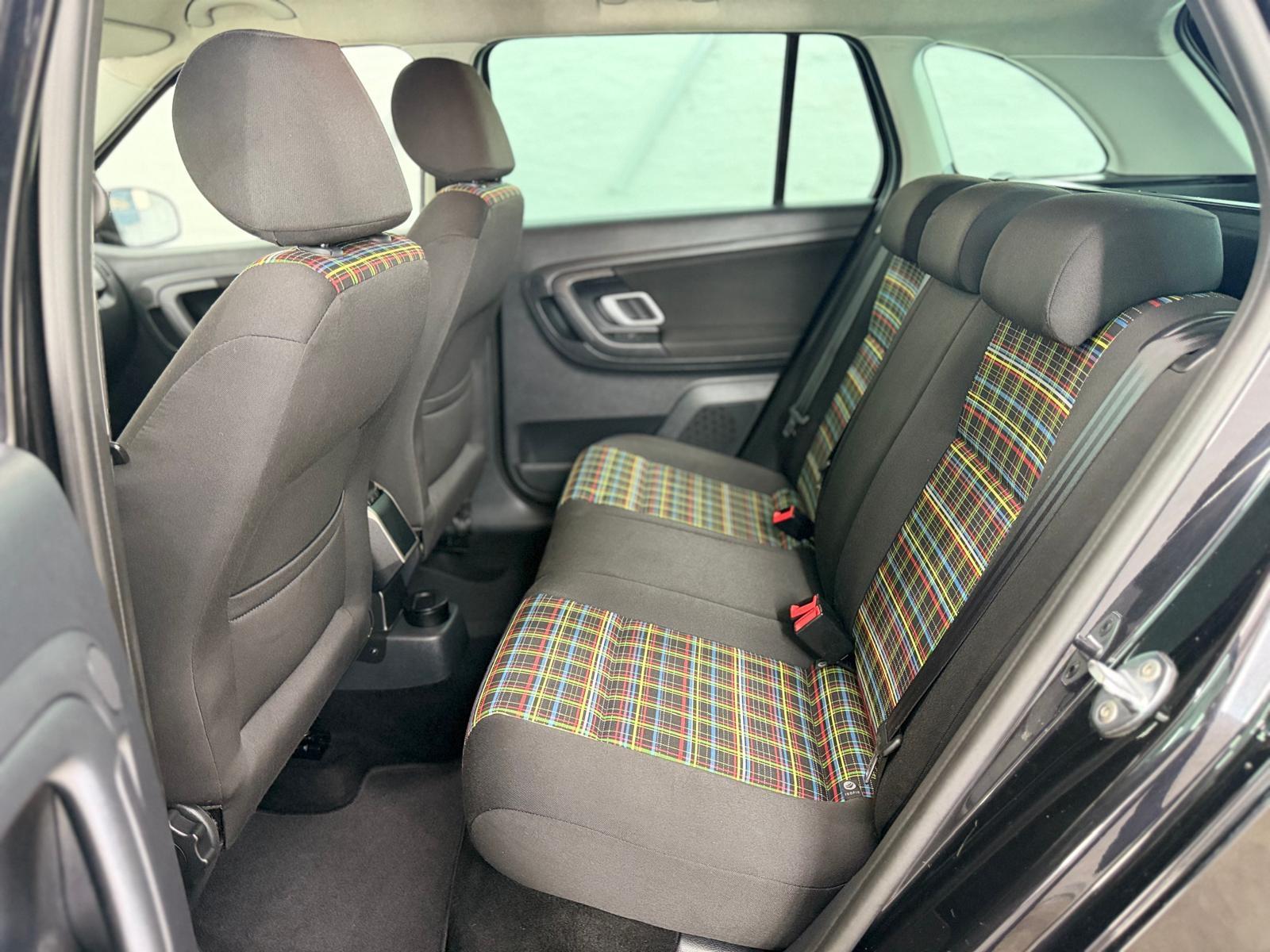 Skoda Fabia 2013 — photo 14