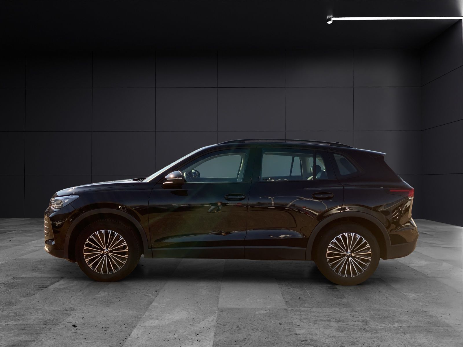 Fahrzeugabbildung Volkswagen Tiguan TDI Life DSG LED ACC AHK HuD NAVI PDC SHZ
