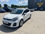 Kia Rio Dream Team 1.4 5-türig EURO6,AHK,Lenkrhzg,SH - Kia Rio mit Benzin-Antrieb: Kleinwagen, 1.4
