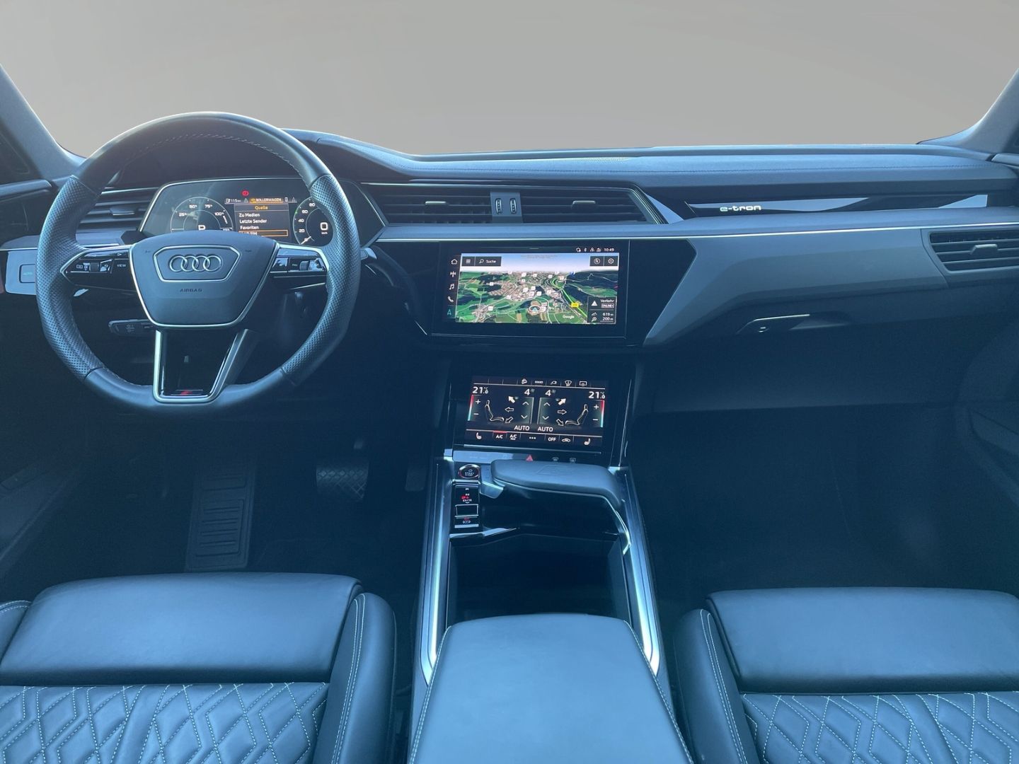 Audi e-tron S Sportback qu Matrix AHK HuD Pano Kamera foto 5